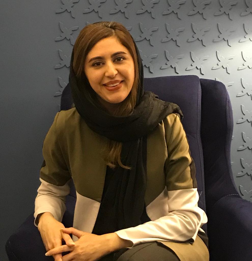 دکتر مهرنوش متحدین در نیاوران منظریه