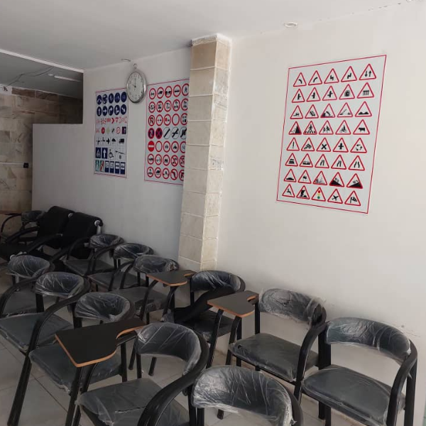 تصویر 6 آموزشگاه رانندگی پرنده ساحل 