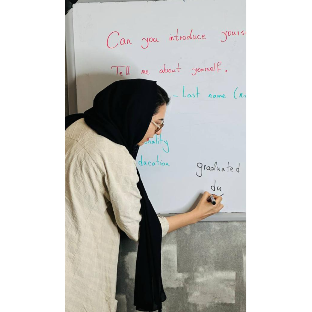 تصویر 1 آموزشگاه زبان بِستاک