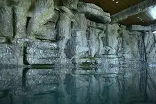 استخر ماه منیر
