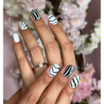 بهترین مرکز کاشت ناخن ماندانا طاهری