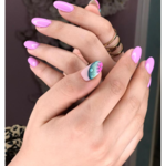 بهترین مرکز کاشت ناخن ماندانا طاهری