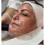 بهترین مرکز کاشت ناخن ماندانا طاهری