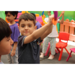  مهدکودک و پیش دبستانی دو زبانه رستا