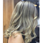 سالن زیبایی منیر صمدی