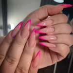 مرکز تخصصی کاشت ناخن کوئین