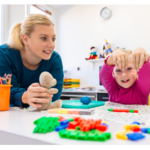 کلینیک گفتاردرمانی و کاردرمانی ذهن پویا 