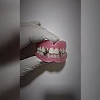 لابراتوار و دندانسازی محتشم