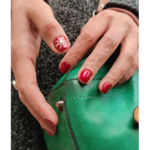 مرکز تخصصی کاشت ناخن سمیرا شفیعی