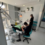 مرکز دندانپزشکی دیجیتال نویامِد