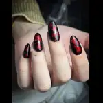 بهترین خدمات کاشت ناخن مینا رستمی