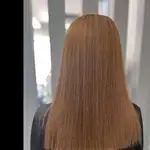 مرکز تخصصی کراتین و احیای موی مهناز